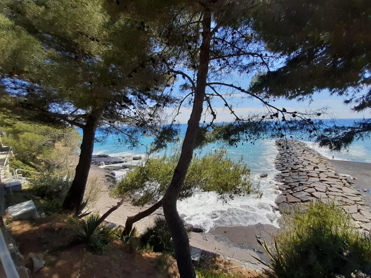 Appartamento Nel Borgo Con Splendida Vista Sul Mare Cervo Kültér fotó