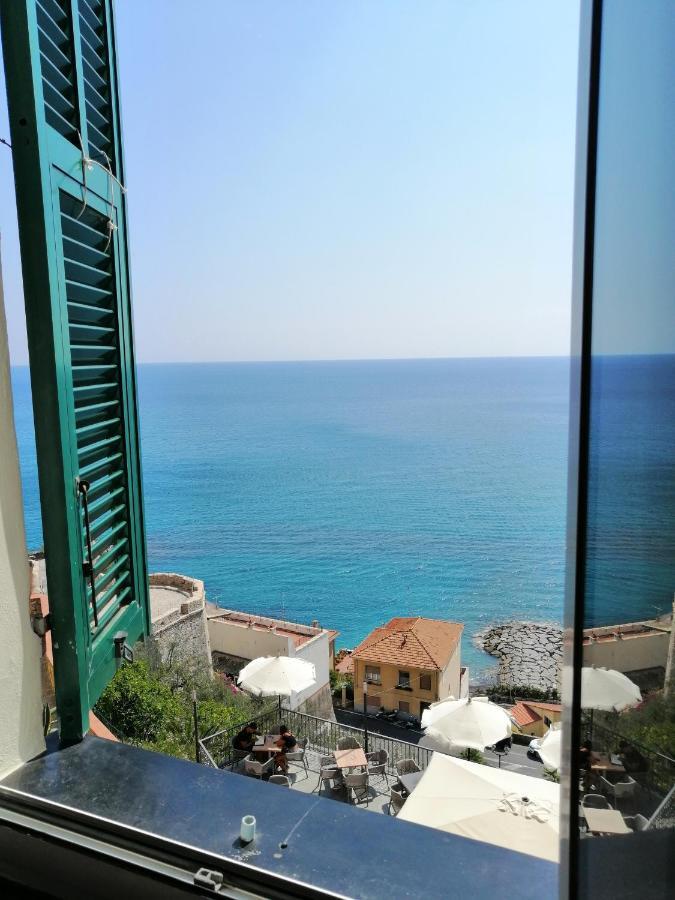 Appartamento Nel Borgo Con Splendida Vista Sul Mare Cervo Kültér fotó